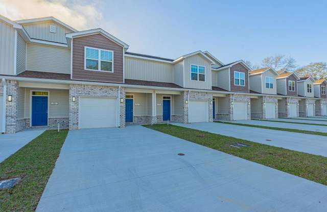 820 Kenneth Drive photos photos