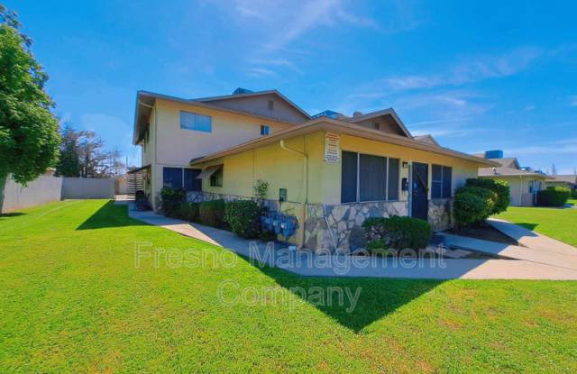 589 E. Barstow Ave photos photos