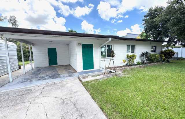 Charming 3-Bed/1.5- Bath Home for Rent in Sarasota, FL!! photos photos