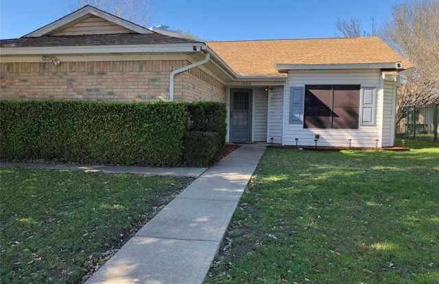 1088 W Hills Terrace - 1088 West Hills Terrace, Saginaw, TX 76179