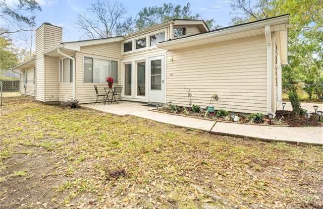 2021 CRANE Street photos photos