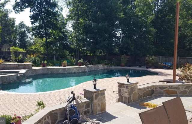 22506 FOREST MANOR DRIVE Gallery 3