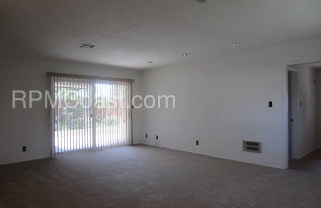201 South Montague Avenue Gallery 3