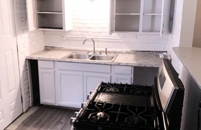 4334 Cedar St photos photos