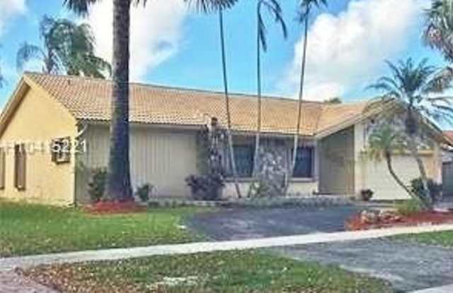 10402 NW 6th St photos photos 10402 NW 6th St photos photos