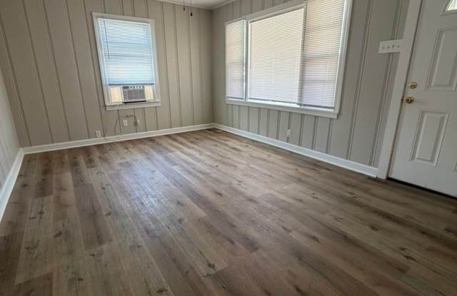 COMPLETELY RENOVATED! BEAUTIFUL BEMIS LIVING!!!!  AVAILABLE NOW! Gallery 3