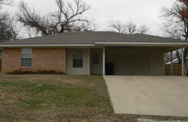 416 N Avenue B photos photos