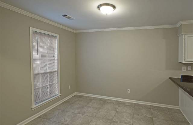 2275 Lake Springs Ln Gallery 4