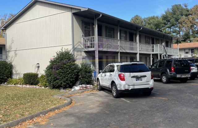 737 20th St SE - 737 20th Street Southeast, Cleveland, TN 37311