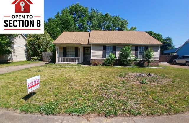 Charming 3BR/2BA in Riverdale | Modern LVP photos photos