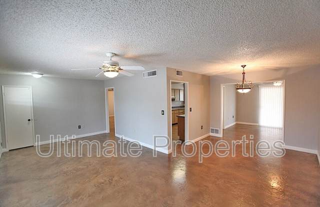 9331 W Arrowhead Dr Gallery 4