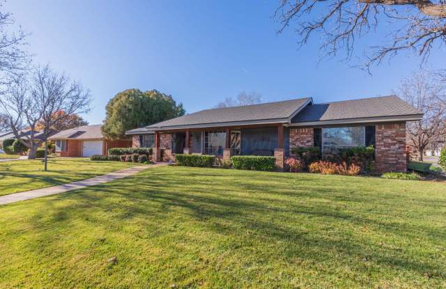 3700 Huntington Drive Gallery 2