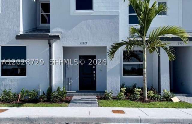 17928 SW 357th Ter Gallery 1