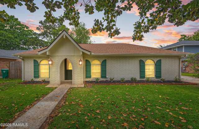 106 Seattle Street photos photos