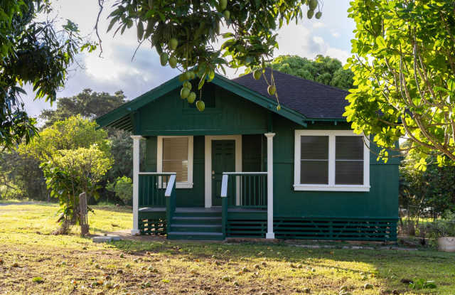 Newly Renovated Waialua Home on 1 Acre w/ Mountain Views – Pets Welcome - 66-1010 Kuewa Drive, Haleiwa, HI 96791