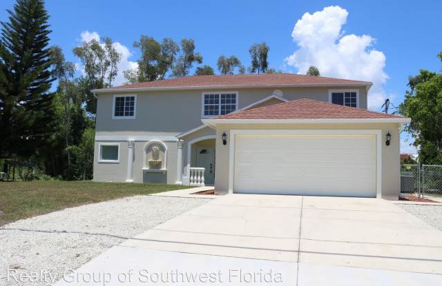 18425 Iris Road - 18425 Iris Road, San Carlos Park, FL 33967