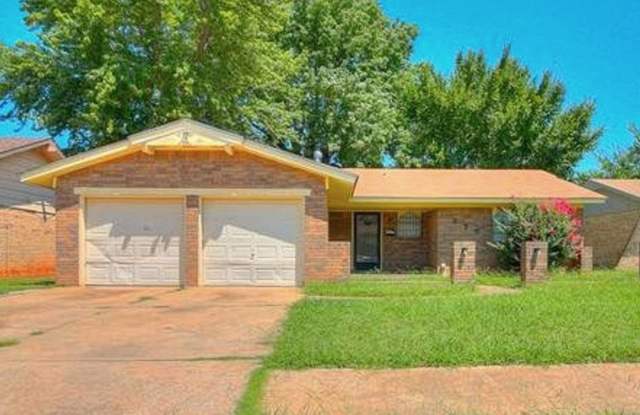 Adorable Home Close to Tinker AFB!!! *** One Month Off Move In Special!! *** - 809 Meadowgreen Drive, Midwest City, OK 73110