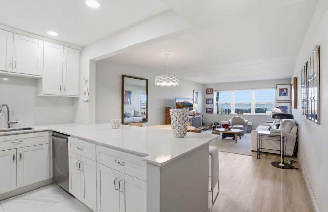 1516 S Lakeside Drive photos photos