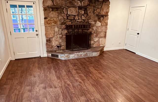 52901 Pine Cove Rd Gallery 3