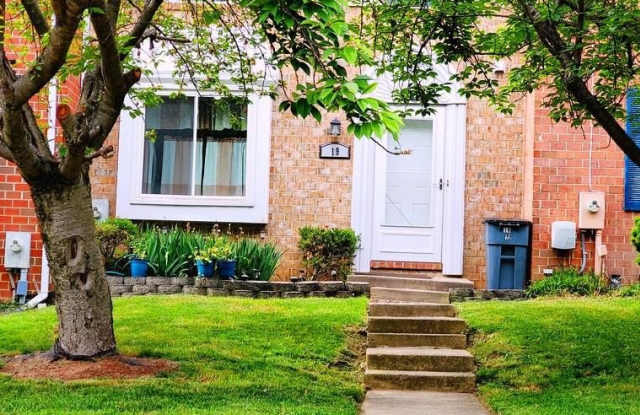 19 ISLAND RUN photos photos