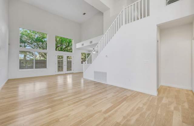Beautiful Summerlin 3 bedroom, 2&1/2 bath home Gallery 4