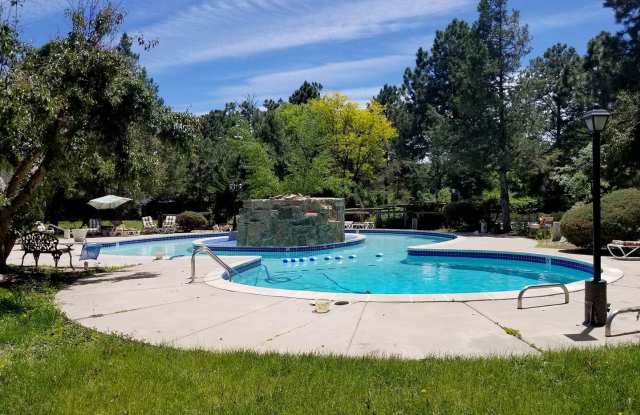 Great location off Leetsdale/Parker and Florida with lots of amenities such as AC, pool, hot tub, club house, washer/dryer in building. photos photos