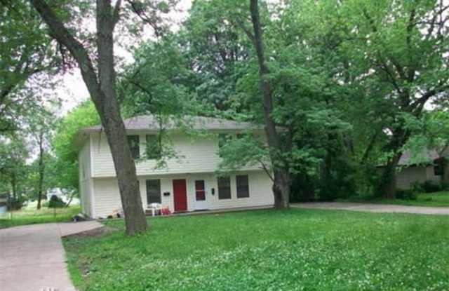 7811 E 86th St B - 7811 East 86th Street, Raytown, MO 64138