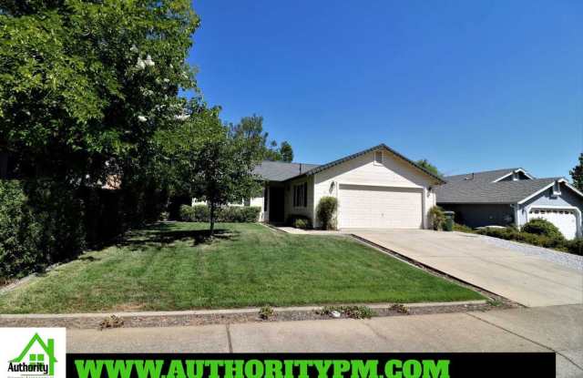 861 Montcrest Central Heat Air. Close to Shopping. - 861 Montcrest Drive, Redding, CA 96003 861 Montcrest Central Heat Air. Close to Shopping. - 861 Montcrest Drive, Redding, CA 96003