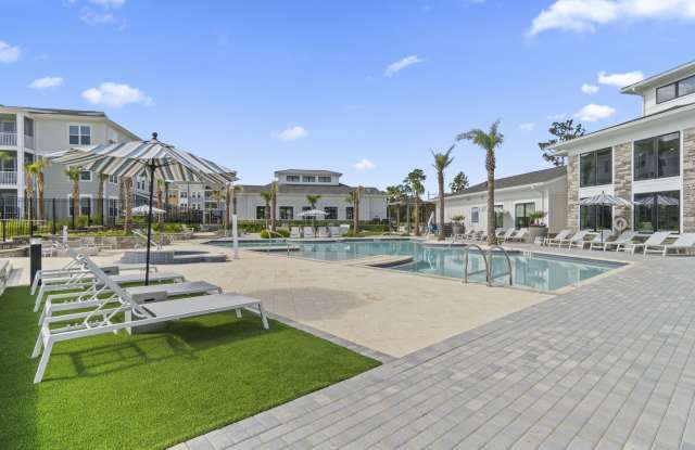 The Quinn photos photos The Quinn photos photos