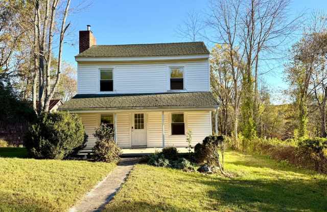 Cozy Blacksburg Home in Peaceful/Natural Setting photos photos Cozy Blacksburg Home in Peaceful/Natural Setting photos photos