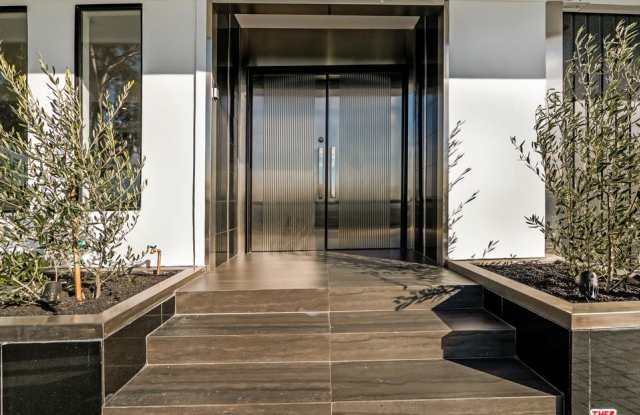 4556 MARTSON Drive Gallery 3