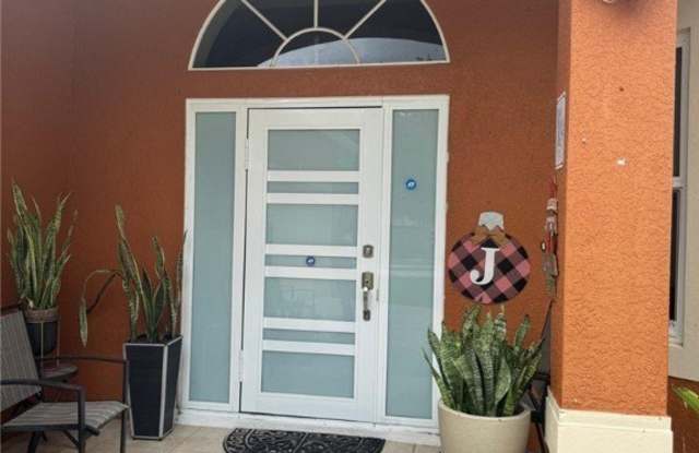 2806 5th Street W photos photos
