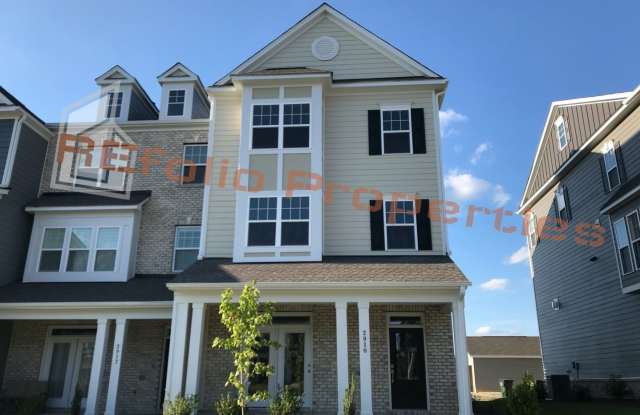 Luxury 3 Story 4 Bedroom, 3.5 Bath Townhome End Unit at Smith Farm, Apex, Available July 14th! - 2910 Great Lawn Road, Wake County, NC 27502 Luxury 3 Story 4 Bedroom, 3.5 Bath Townhome End Unit at Smith Farm, Apex, Available July 14th! - 2910 Great Lawn Road, Wake County, NC 27502