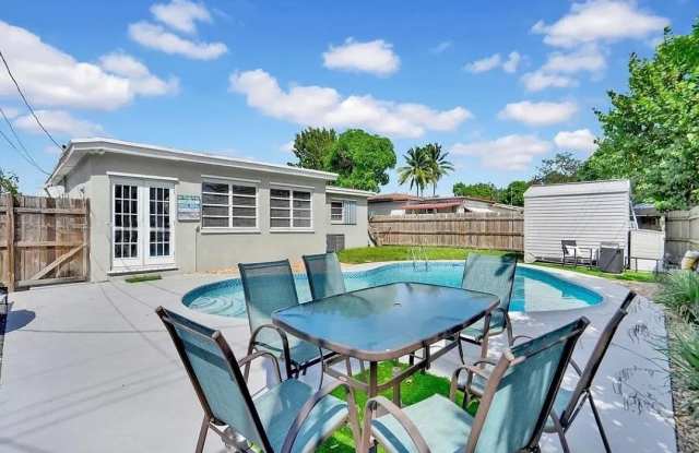 6930 Southwest 12th Street photos photos