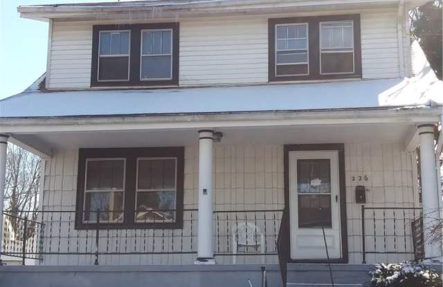 226 Pointview Avenue photos photos