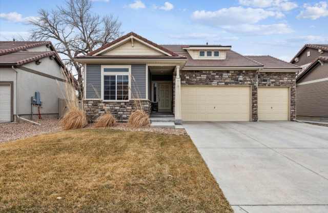 Beautiful 3 bedroom, 3 bath home backs to open space photos photos