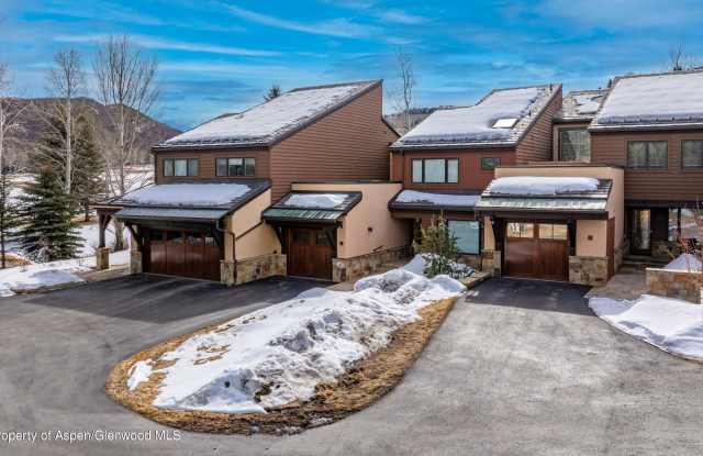 444 Snowmass Club Circle unit: 13 photos photos