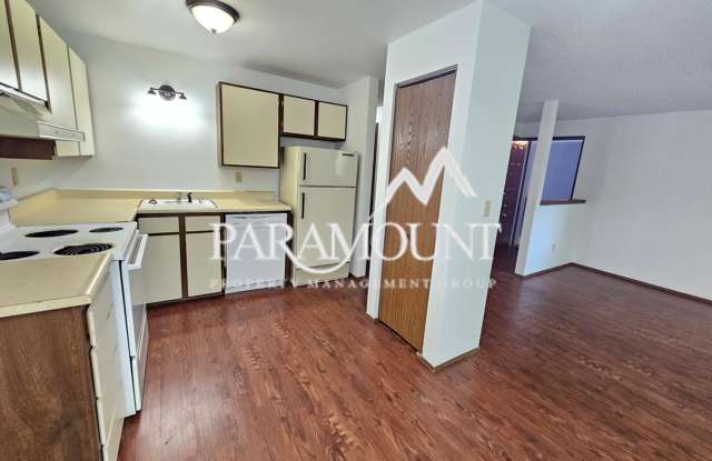 2 Bedroom Fox Island Living! Gallery 4