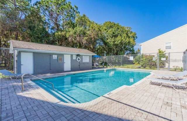8523 J R MANOR DRIVE Gallery 2