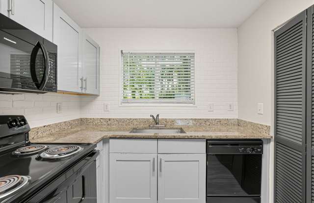 Eastside Crossing Apartments Gallery 3
