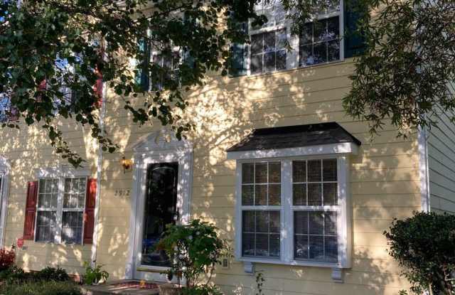 2912 Mary Beth Lane Gallery 2