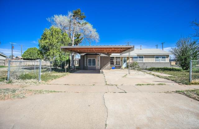 2641 E Baylor Street photos photos