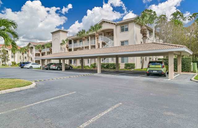 ** Immaculate Blue Heron Sanctuary Condo ~ Available ASAP ** - 7823 Regal Heron Circle, Collier County, FL 34104