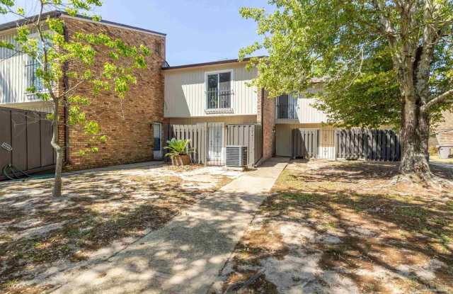 4741 Huron Dr photos photos