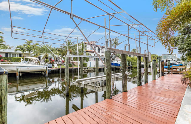 12831 S Shore Drive - 12831 South Shore Drive, Palm Beach County, FL 33410