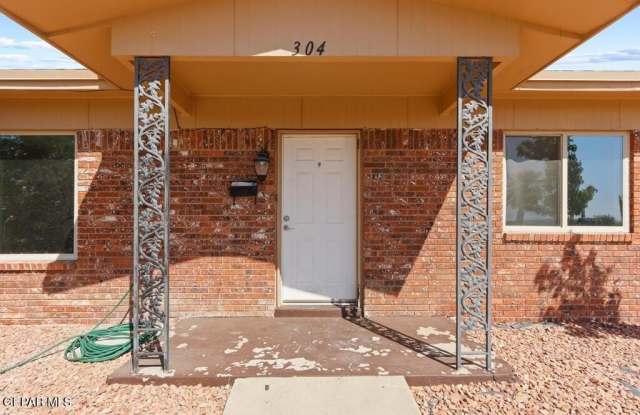 304 CARNIVAL Drive Gallery 3
