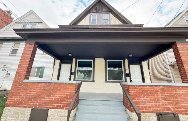 Renovated 3/1 Duplex In The Heart Of Pitcairn!! Available January 10th! photos photos