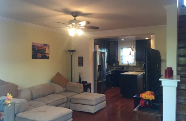 1533 K St SE Gallery 4