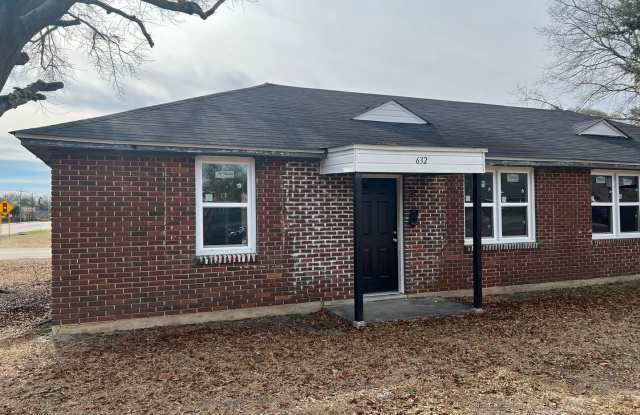 720 B - 720 Miller Road, Sumter, SC 29150