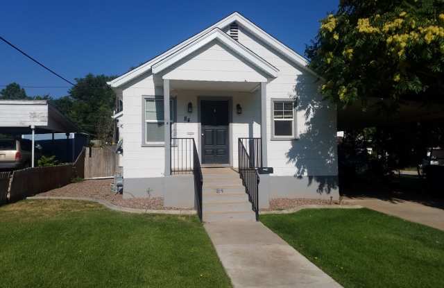 Charming Main level apartment photos photos